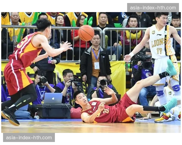 CBA公司联合公安部门打击季后赛门票制假贩假行为