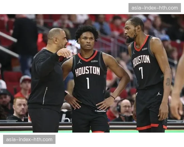 主场优势明显：季后赛首日四支主队投篮效率均占优